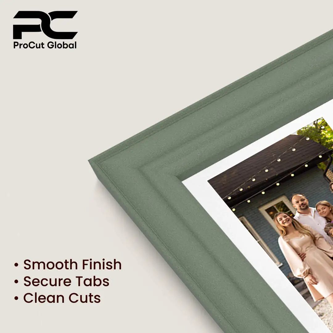 16x8" Green Classic Multi Aperture Photo Frame - Fits 7x5" (x3) Photos | Collage Frame thumbnail 7