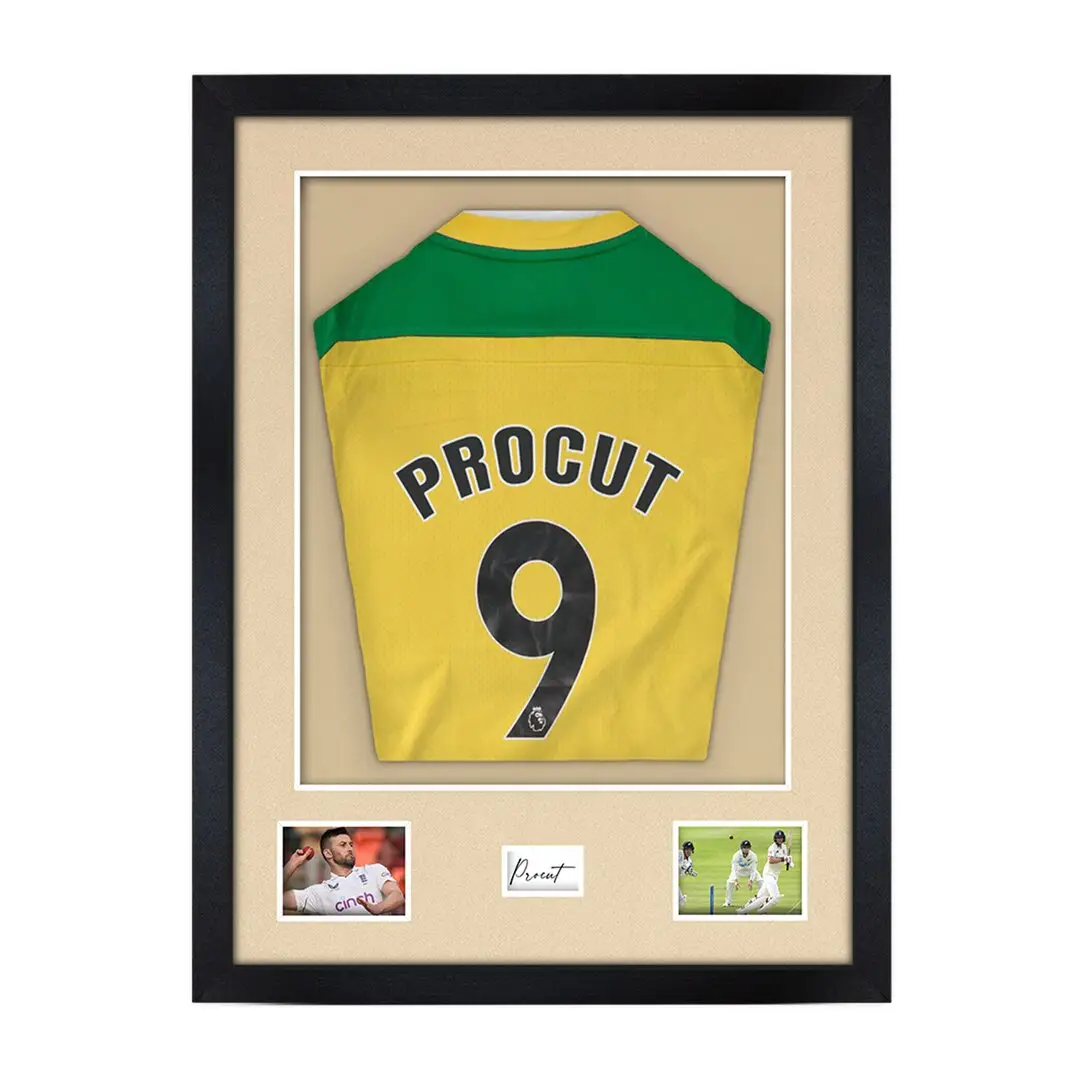 77.5x58.5cm Mat Black Football Shirt Frame With Ivory Mount And Perspex Front - Fits Football, Rugby, And Other Sports Jerseys